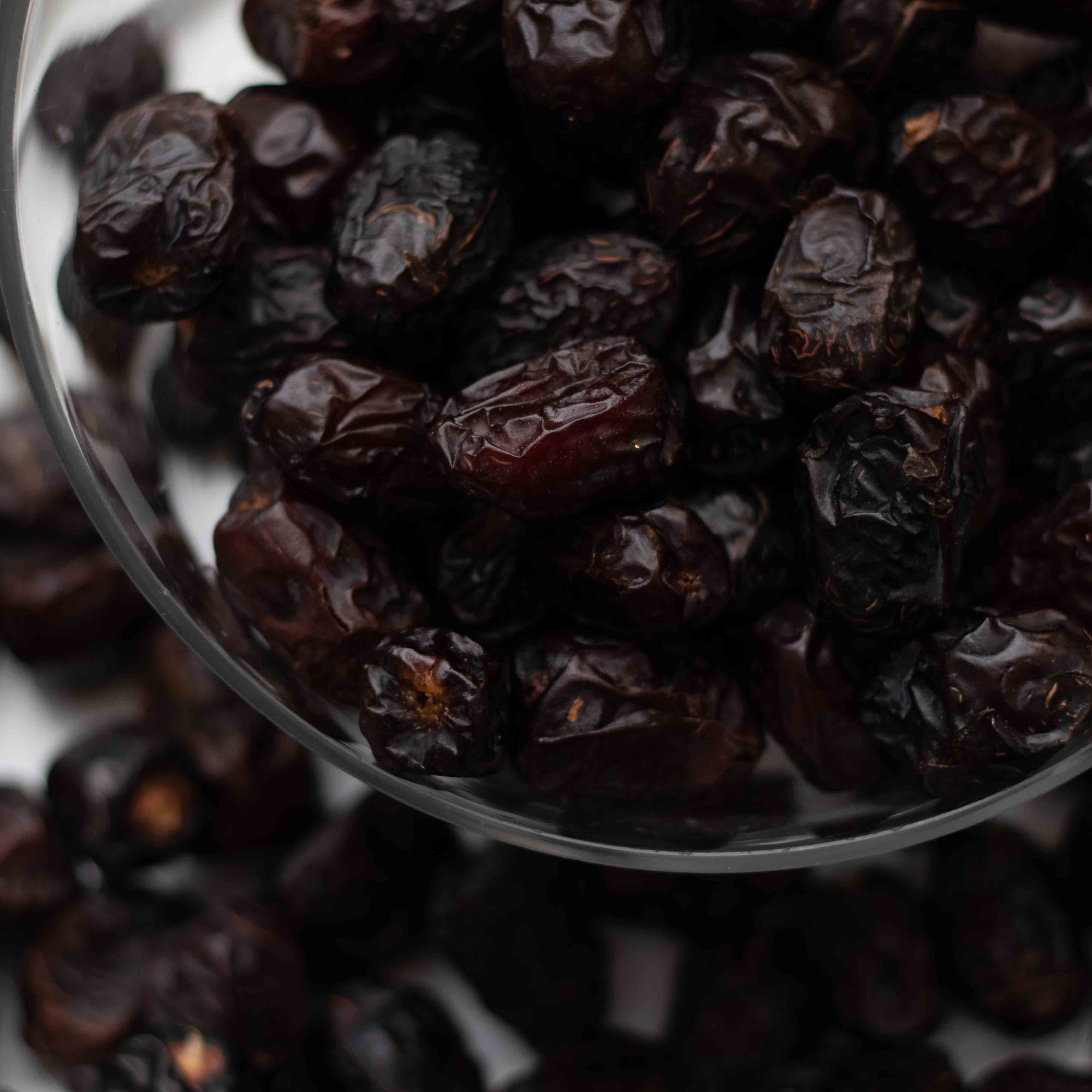 Ajwa dates, photo 2